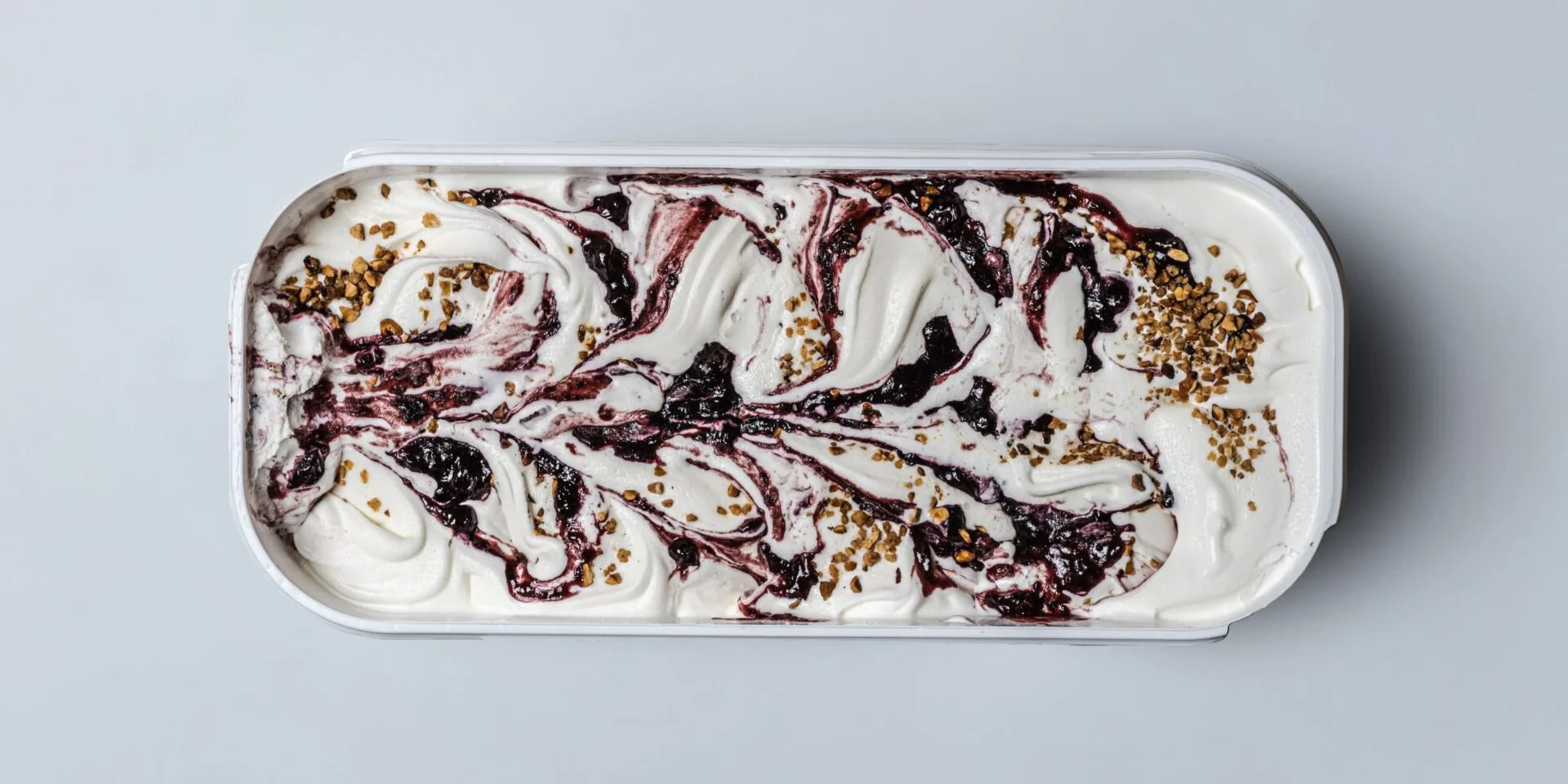 Her ses den lækre nye Cheesecake is udviklet i samarbejde med Them Andelsmejeri