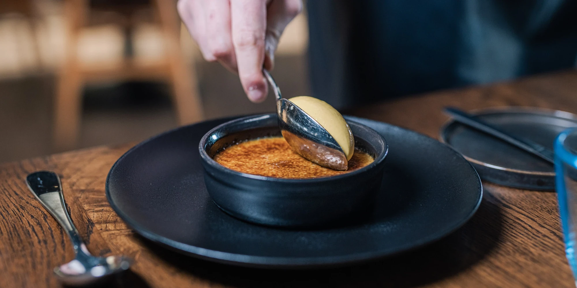 Créme Brûlée von molskroen mit Mango Sorbet