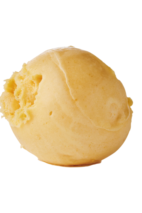 En flot kugle af Kastbergs Havtorn sorbet