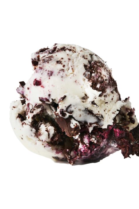 En flot kugle af Kastbergs Chokolade Solbær