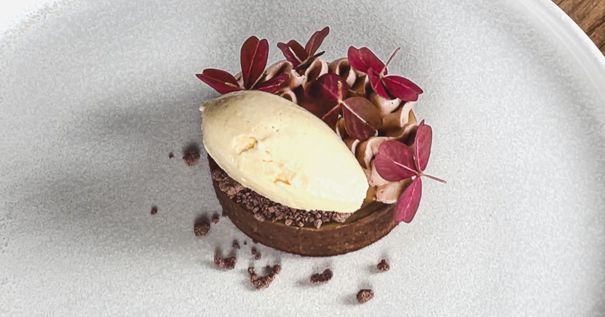 Waarom houden we van zanddeeg in desserts?